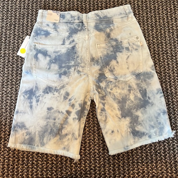 Anthropologie Ultra high rise denim shorts with tags - Picture 3 of 6